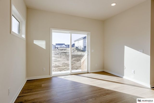 11103 N 161 Avenue, Bennington, NE 68007