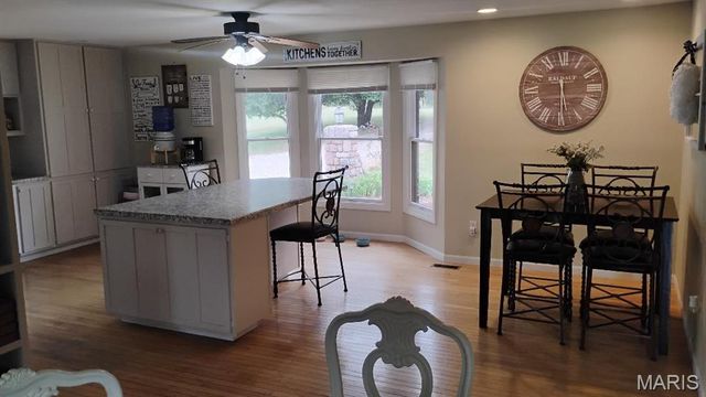 795 Schluersburg Road, Augusta, MO 63332