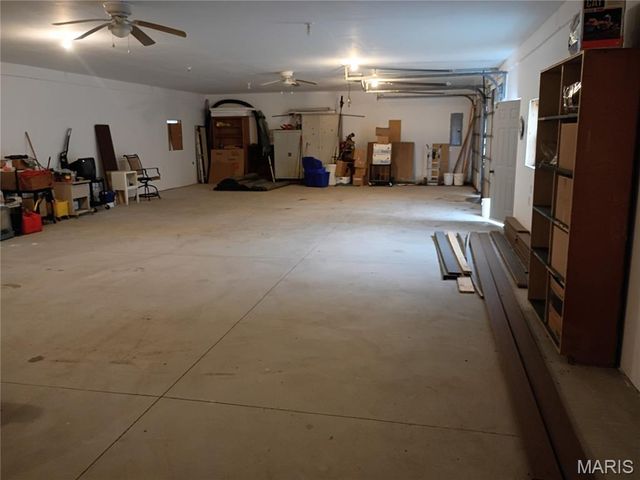 795 Schluersburg Road, Augusta, MO 63332