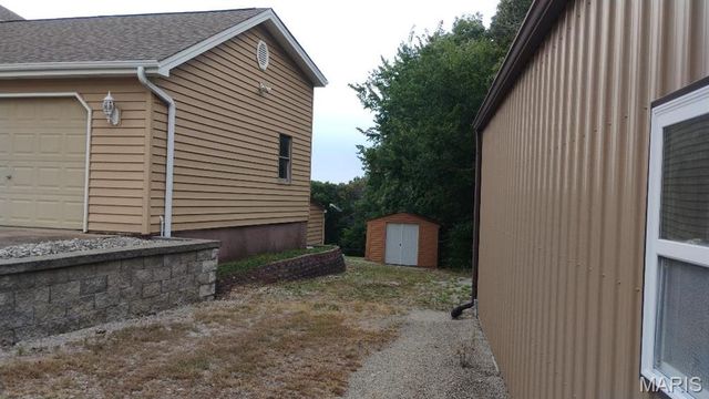 795 Schluersburg Road, Augusta, MO 63332