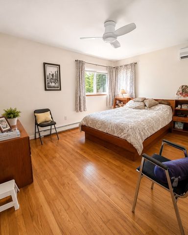 17 Retrop Rd, Natick, MA 01760