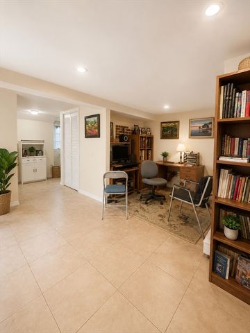 17 Retrop Rd, Natick, MA 01760