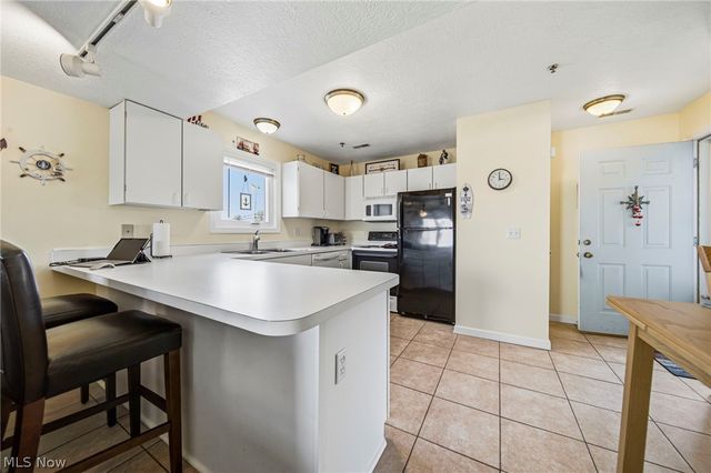 6035 Lake Road 327, Ashtabula, OH 44004