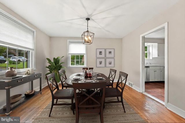 112 ASHWOOD RD, Springfield, PA 19064