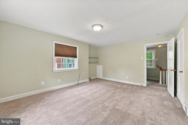 112 ASHWOOD RD, Springfield, PA 19064