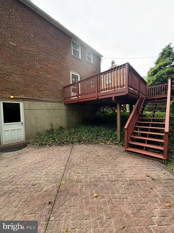 112 ASHWOOD RD, Springfield, PA 19064
