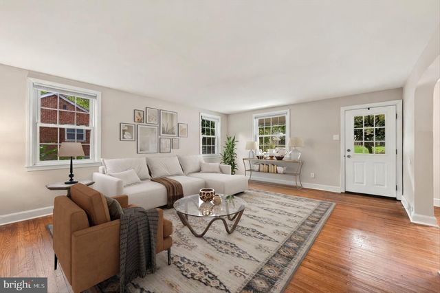 112 ASHWOOD RD, Springfield, PA 19064