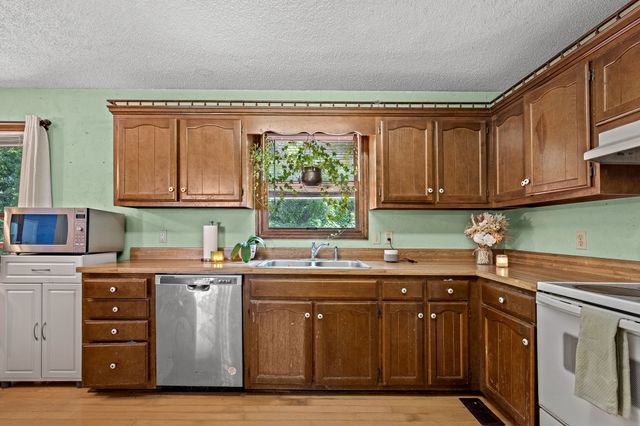 134 Keenan Ln, Shelbyville, TN 37160