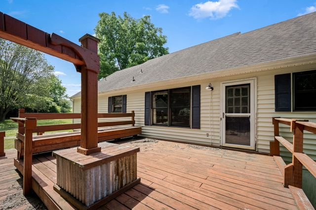 134 Keenan Ln, Shelbyville, TN 37160