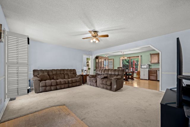 134 Keenan Ln, Shelbyville, TN 37160