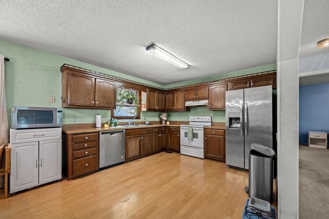 134 Keenan Ln, Shelbyville, TN 37160