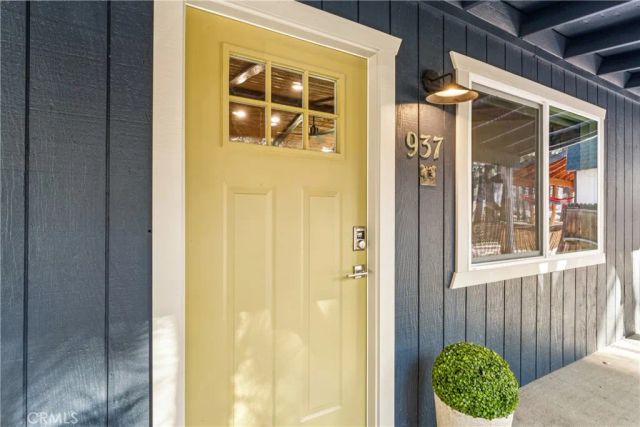 937 E Fairway, Big Bear City, CA 92314