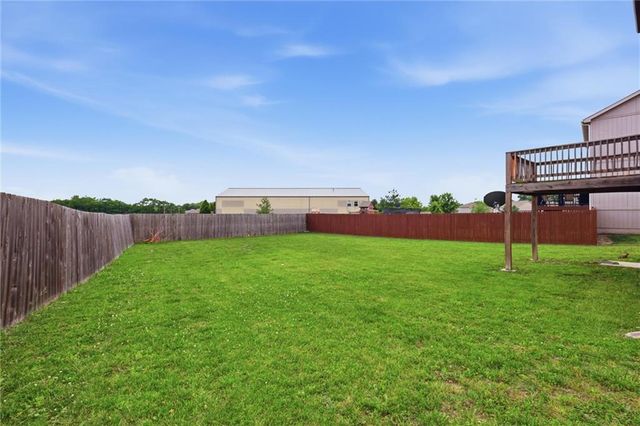 11127 N Jefferson Street, Kansas City, MO 64155