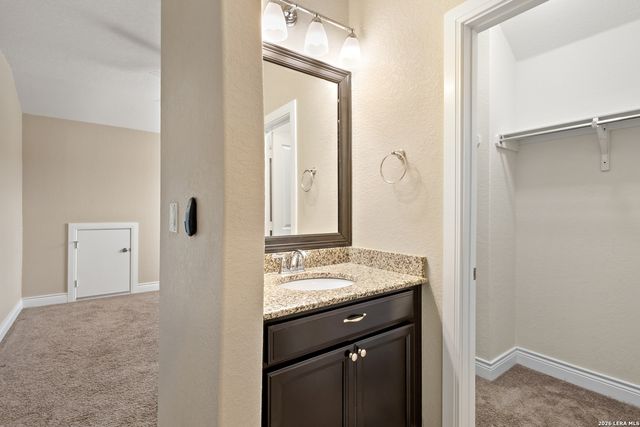 3502 ROADSTEAD WAY, San Antonio, TX 78253