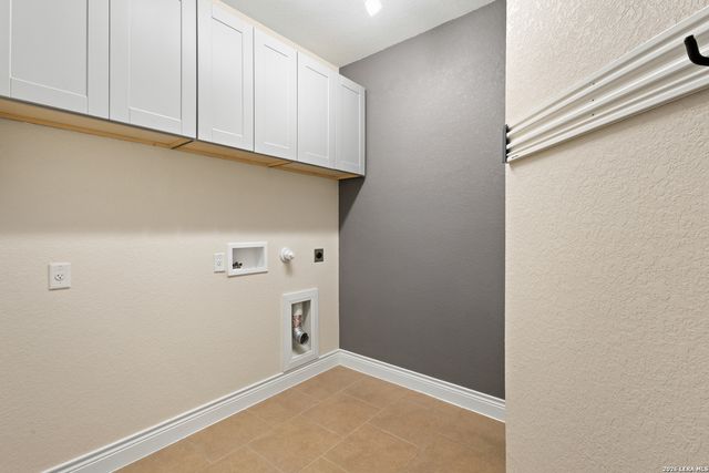 3502 ROADSTEAD WAY, San Antonio, TX 78253
