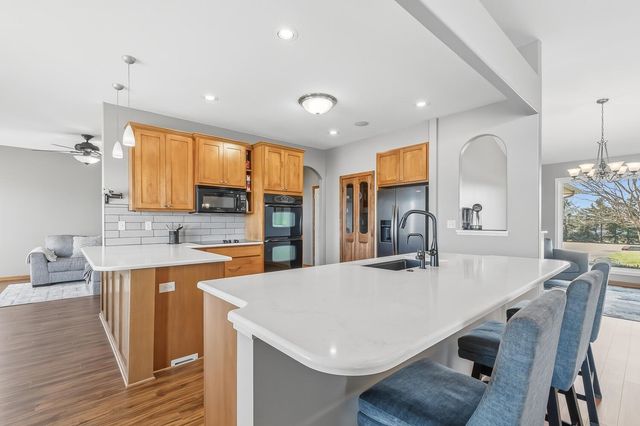 8400 W Mystic Lakes South St, Maize, KS 67101