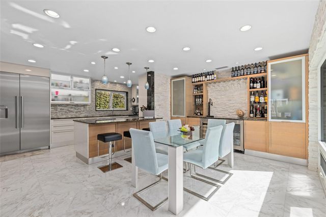 1749 SANDALWOOD DRIVE, Sarasota, FL 34231