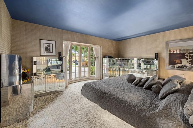 1749 SANDALWOOD DRIVE, Sarasota, FL 34231