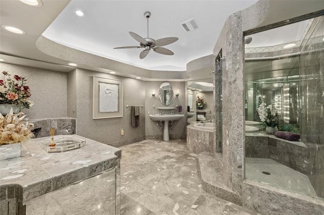 1749 SANDALWOOD DRIVE, Sarasota, FL 34231