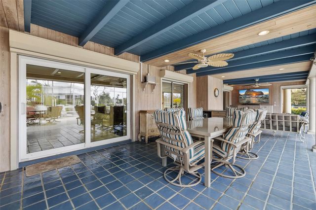 1749 SANDALWOOD DRIVE, Sarasota, FL 34231