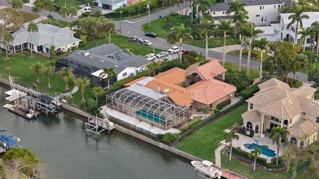 1749 SANDALWOOD DRIVE, Sarasota, FL 34231