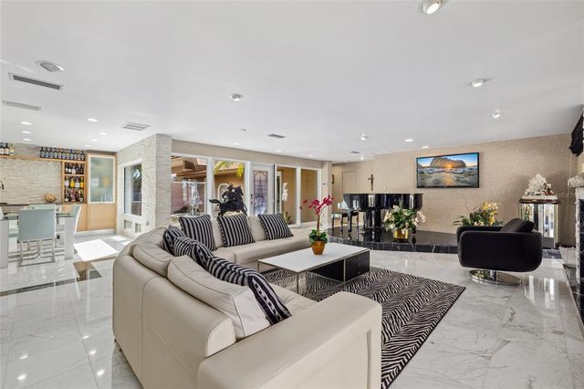 1749 SANDALWOOD DRIVE, Sarasota, FL 34231