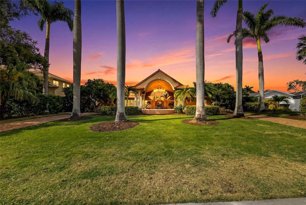 1749 SANDALWOOD DRIVE, Sarasota, FL 34231