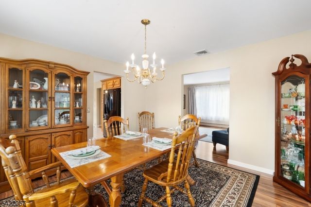 64 Country Club Ln, Harmony Twp., NJ 08865