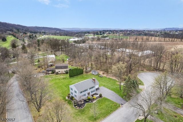 64 Country Club Ln, Harmony Twp., NJ 08865
