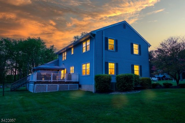 64 Country Club Ln, Harmony Twp., NJ 08865