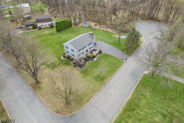 64 Country Club Ln, Harmony Twp., NJ 08865
