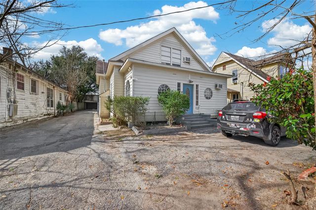 216 Burr Street, Houston, TX 77011