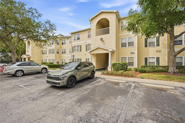 18125 STERLING GATE CIRCLE 18125, Tampa, FL 33647