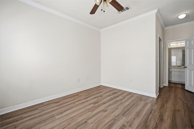 18125 STERLING GATE CIRCLE 18125, Tampa, FL 33647