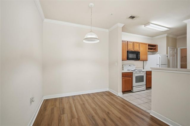 18125 STERLING GATE CIRCLE 18125, Tampa, FL 33647
