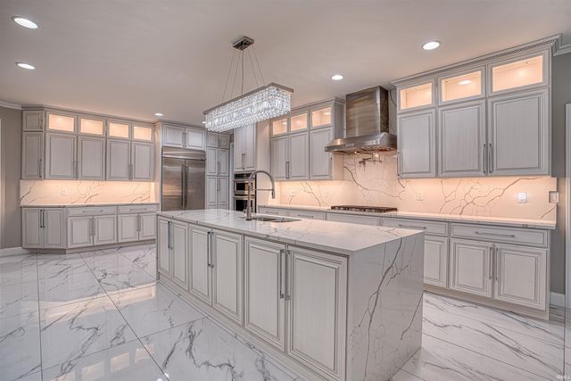 8671 Angel Drive, Newburgh, IN 47630