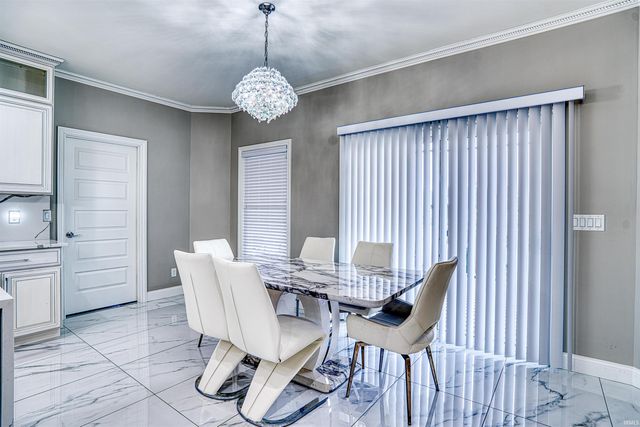 8671 Angel Drive, Newburgh, IN 47630