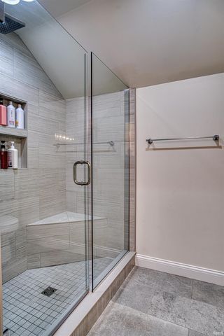 8671 Angel Drive, Newburgh, IN 47630