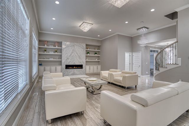 8671 Angel Drive, Newburgh, IN 47630