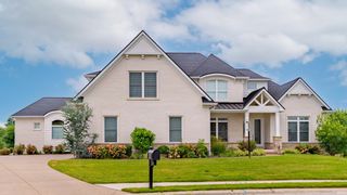 8671 Angel Drive, Newburgh, IN 47630