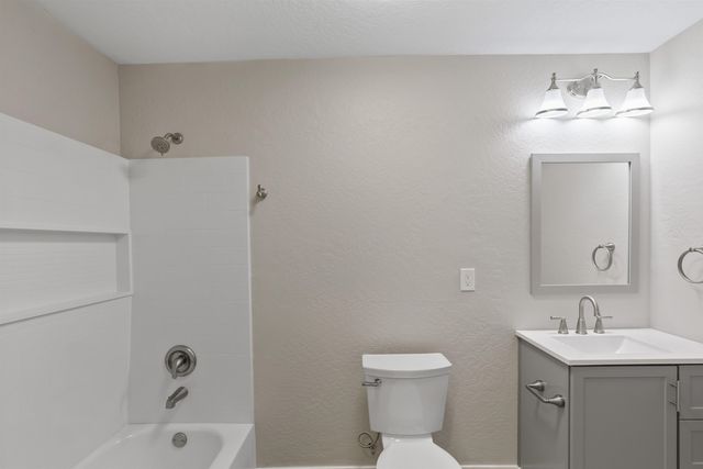 2109 W Pacific Ave, Spokane, WA 99201