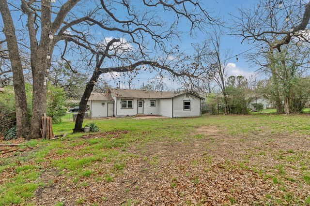 1836 Junius Street, Fort Worth, TX 76103