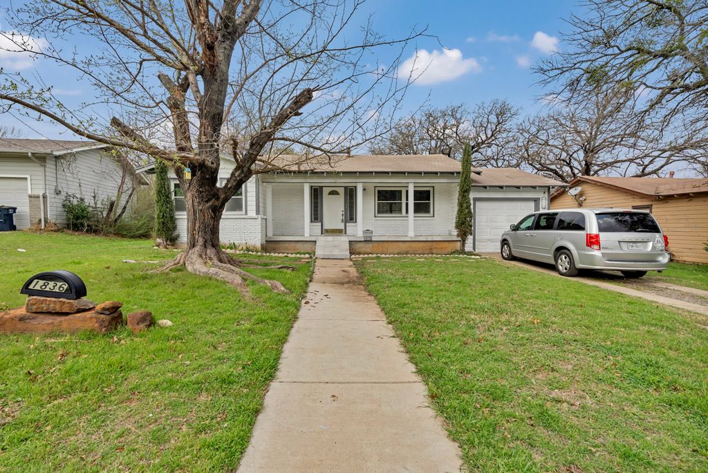 1836 Junius Street, Fort Worth, TX 76103