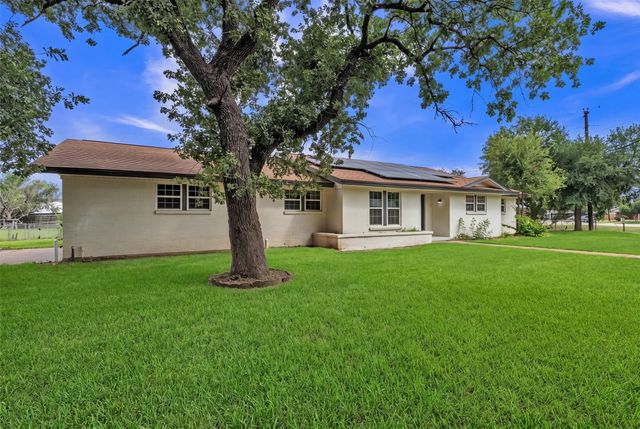 508 SE 25th Avenue, Mineral Wells, TX 76067
