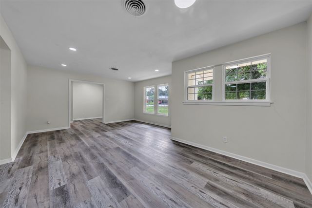 508 SE 25th Avenue, Mineral Wells, TX 76067