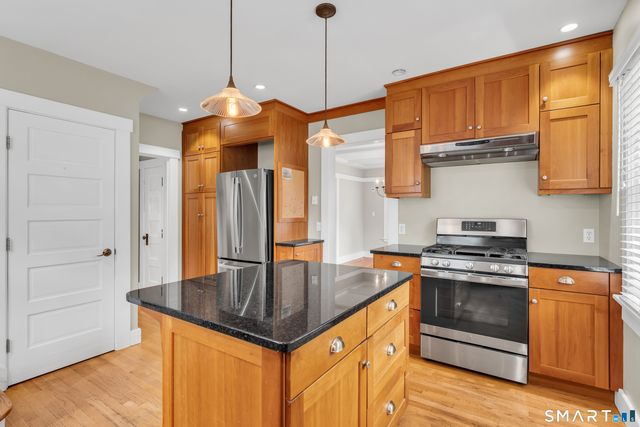 64 Francis Street, East Haven, CT 06512