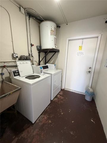 12101 Griffing Blvd 6, North Miami, FL 33161