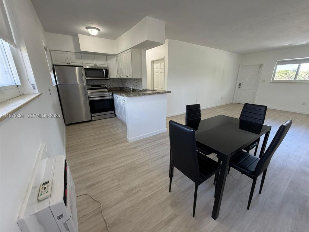 12101 Griffing Blvd 6, North Miami, FL 33161