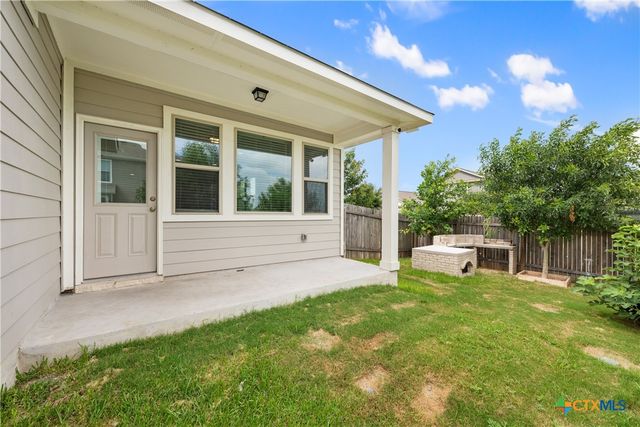 101 S Quiet Man Drive, Jarrell, TX 76537