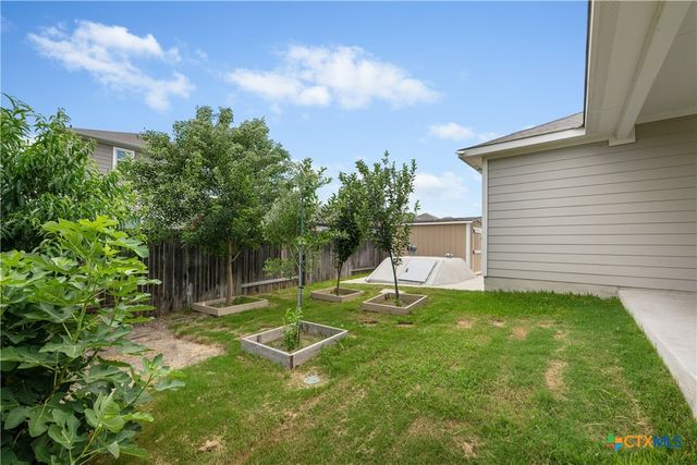 101 S Quiet Man Drive, Jarrell, TX 76537